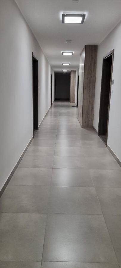 Apartament Unibal ชเตชชีแนค ภายนอก รูปภาพ